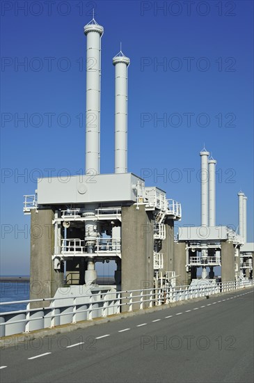 Storm flood barrier