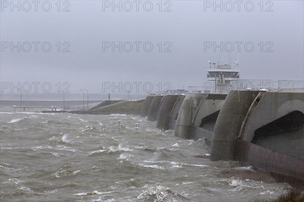 Eider barrage