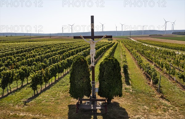 Marton cross in the vineyards near Deutschkreutz