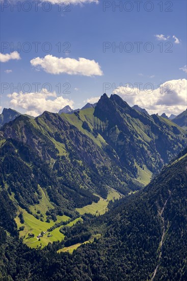 View from Himmelschrofen into the Dietersbach valley with Gerstruben