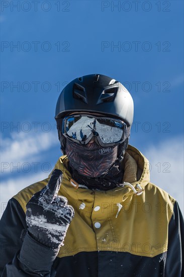 Snowboarder