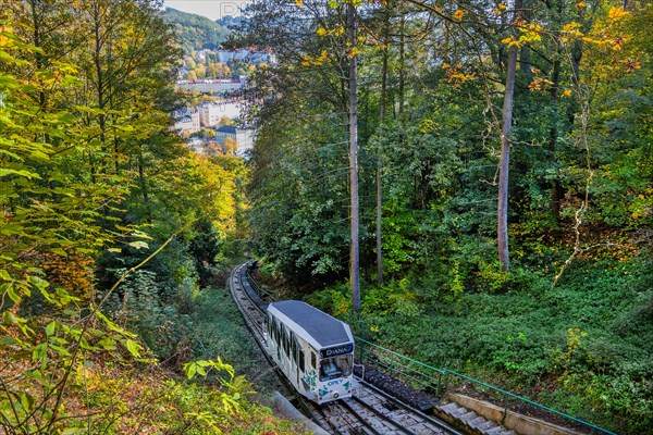 Funicular railway to Diana Hill in autumn