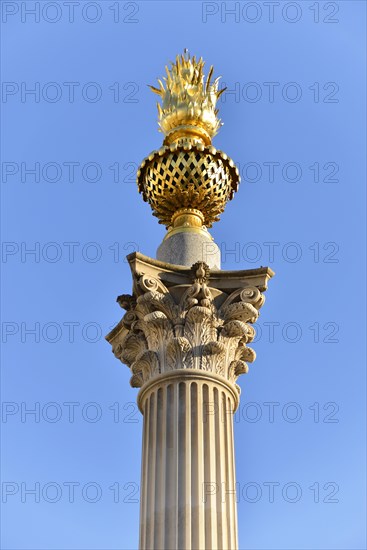 Corinthian Column in Warwick Court