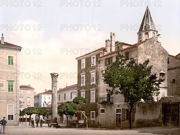 Colonna Square of Zara