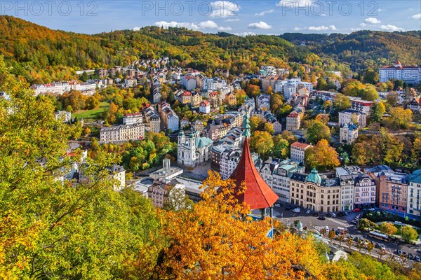 Viewing pavilion with a view of the historic centre in autumn