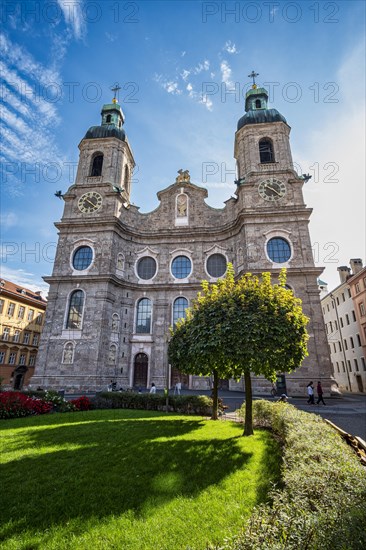 Cathedral square in front of St Jakob's Cathedral