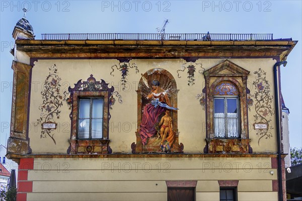 Facade with Lueftlmalerei