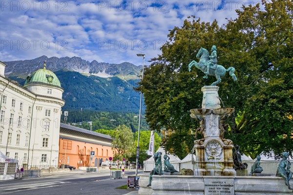 Leopoldsbrunnen fountain in front of Hofburg Imperial Palace Palace