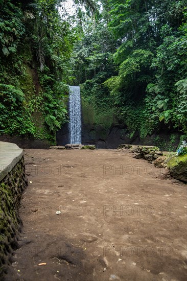 Tibumana waterfall