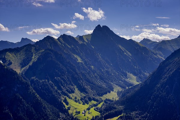 View from Himmelschrofen into the Dietersbach valley with Gerstruben