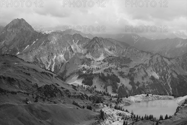 Panorama from the Zeigersattel to the Seealpsee