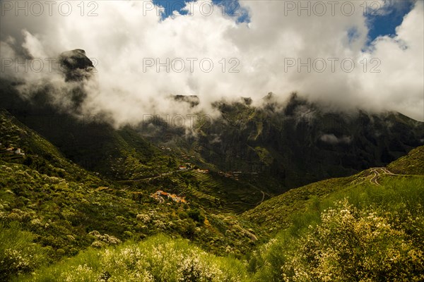 Panorama from the Mirador de Hilda viewpoint