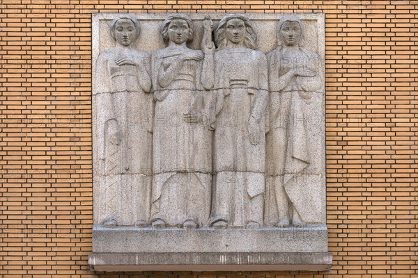 Relief of woman symbolising Liberte