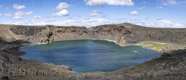 Laguna Azul Santa Cruz