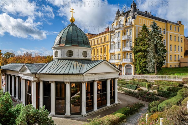 Cross Spring Pavilion on the spa promenade