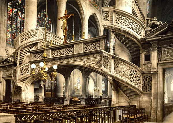 The parish church of Saint-etienne-du-Mont stands on the Montagne Sainte-Genevieve