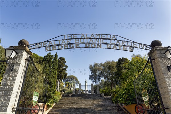 Entrance gate with steps and lettering