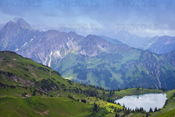 Panorama from the Zeigersattel to the Seealpsee