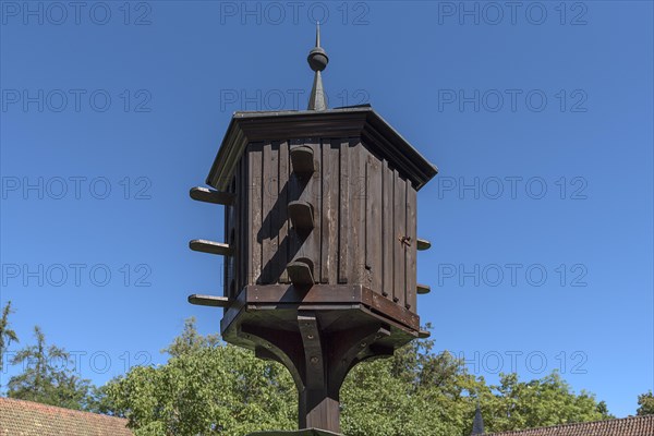 Dovecote in Rosenau Castle Park