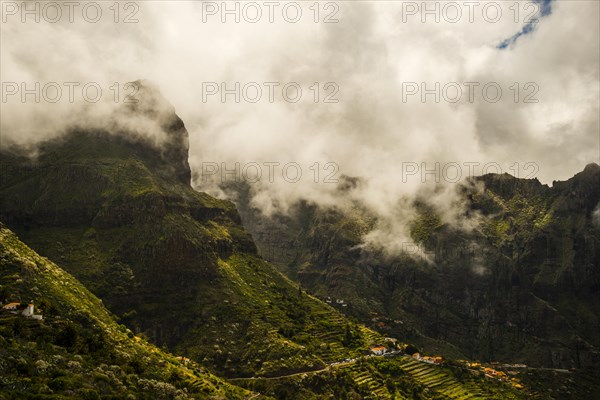 Panorama from the Mirador de Hilda viewpoint