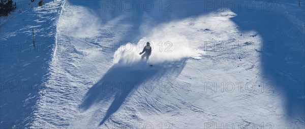 Snowboarder