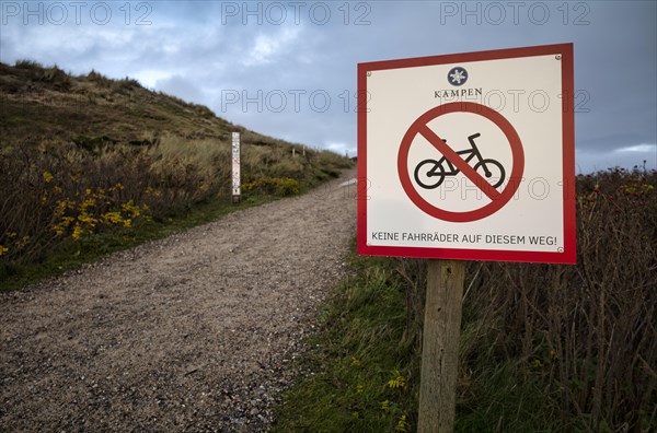 Prohibition sign for bicycles