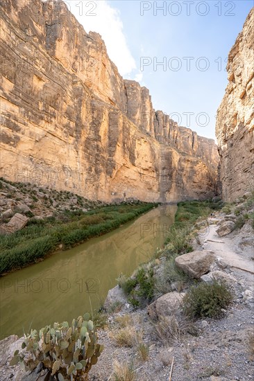 Santa Elena Canyon Trail on the Rio Grande