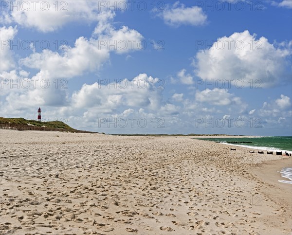 Lighthouse with blue sky at Ellenbogen