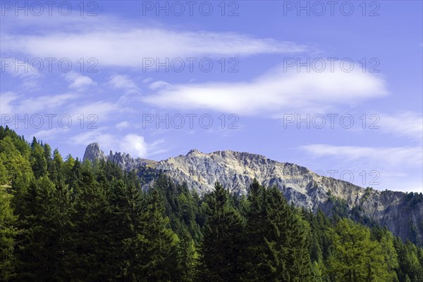 Mountain panorama with the Pierre Avoi