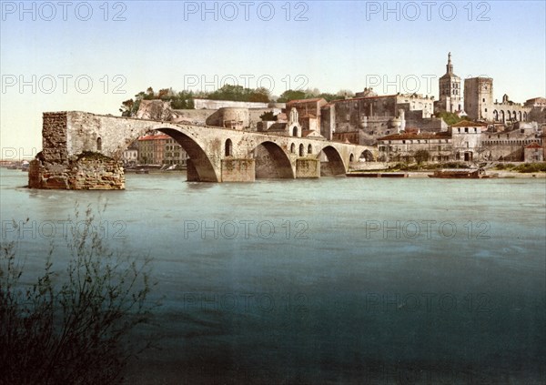 The bridge Pont Saint-Benezet