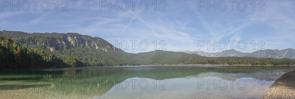 View over the Eibsee lake to the Ammergau Alps