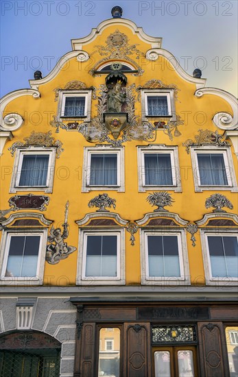 Neo-Baroque facade of the former Jocham wax factory