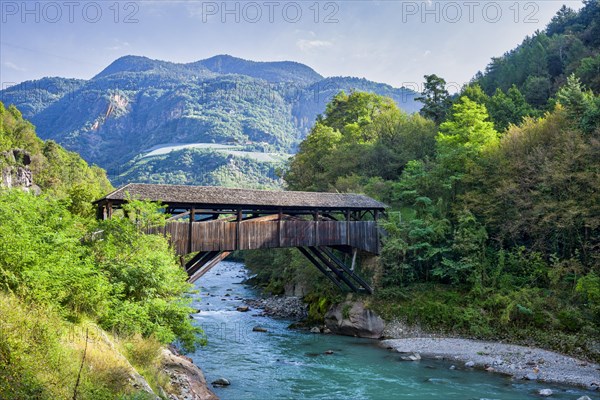 Toerggele bridge over the Eisack