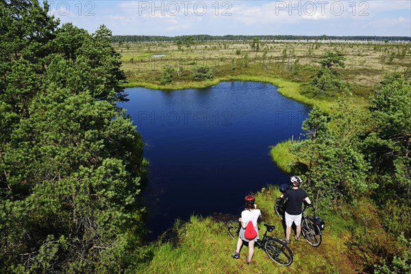 Cyclists on the Aukstumala Cognitive Path