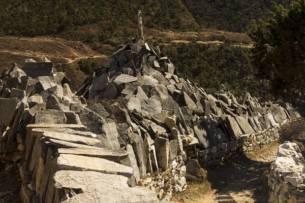 A mani wall in Pangboche