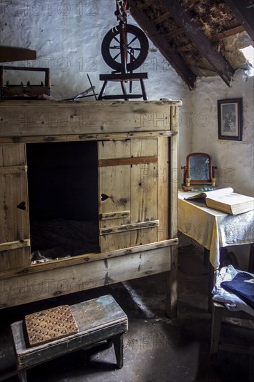 Box bed in the Croft House Museum