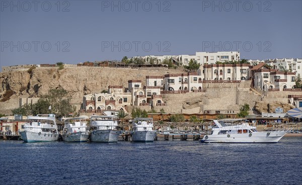 Diving boats