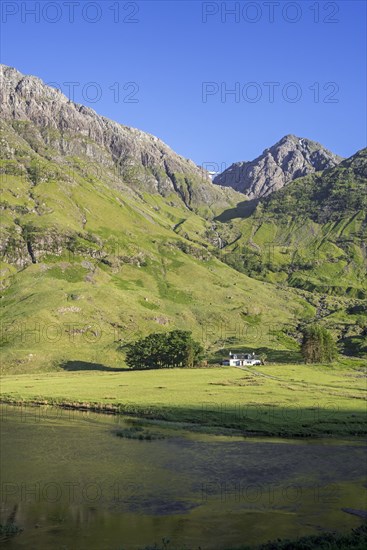 Achnambeithach Cottage on the shores of Loch Achtriochtan at the foot of Aonach Dubh