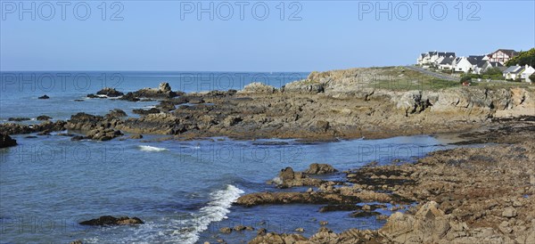 Rocky coastline of the Cote sauvage near Le Croisic