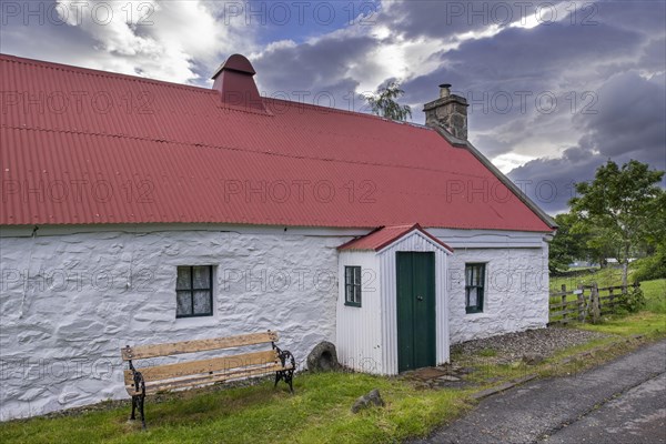 19th century Moirlanich Longhouse