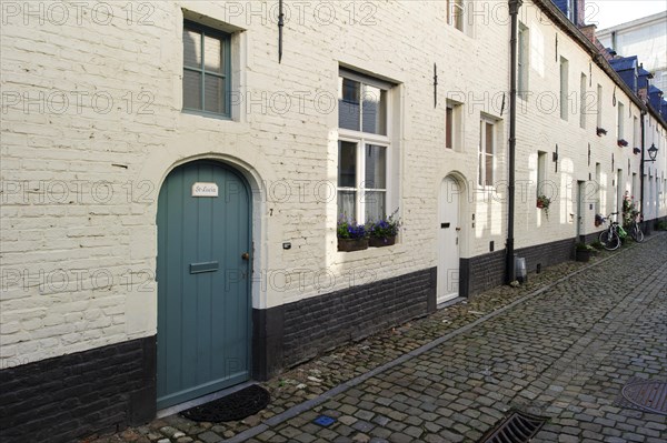 Alley at the Small Beguinage