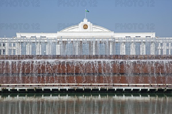 Uzbek Senate building