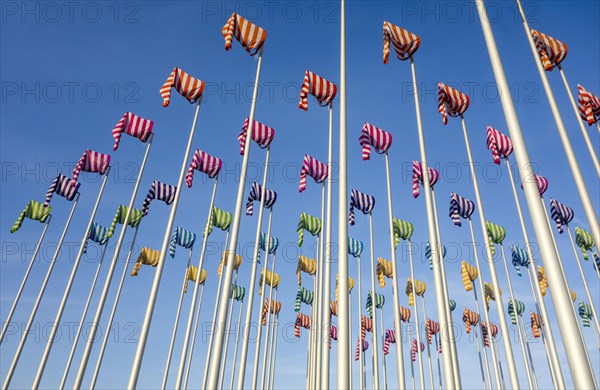 Artwork Le vent souffle ou il veut by artist Daniel Buren