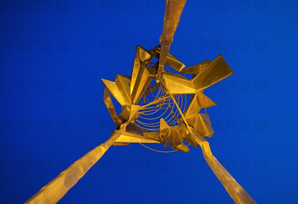 Artwork with the title Schneebesen by Kurt Toni Neumann