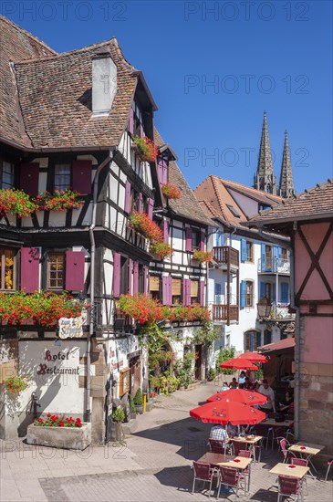 Half-timbered facade of the Hotel Restaurant Zum Schnogaloch