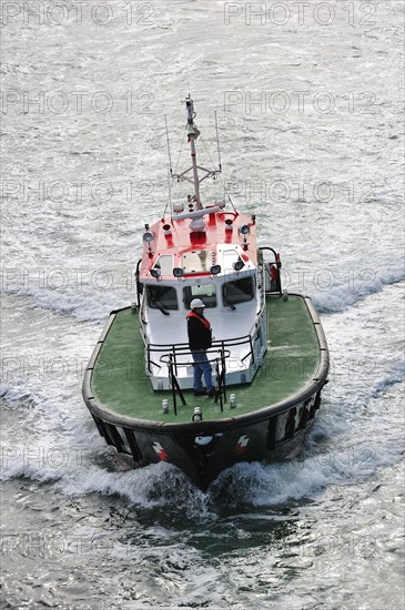 Pilot boat on the Firth of Forth near Edingburgh