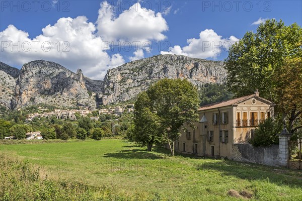 Old house and the village Moustiers-Sainte-Marie in the Alpes-de-Haute-Provence