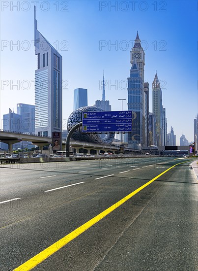 Complete closure of Sheik Zayed Road in the direction of Abu Dhabi