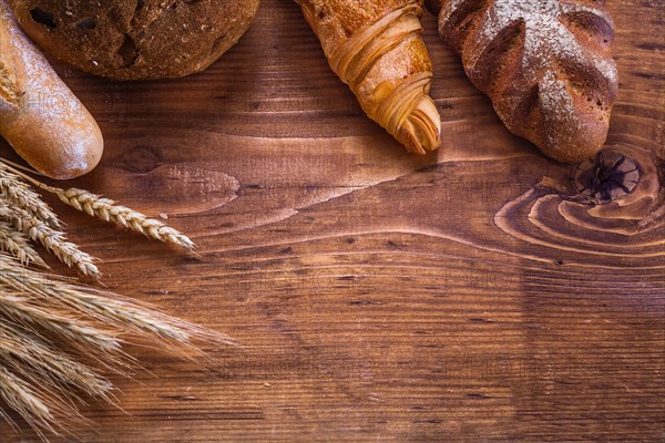 Copyspace image loafs of bread and baguettes horizontal version