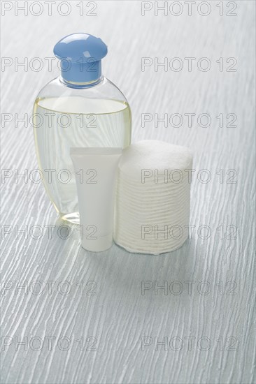 Bottle tube and cotton pads